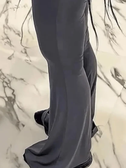 Seamless Scrunch Flare Leggings - Image 5